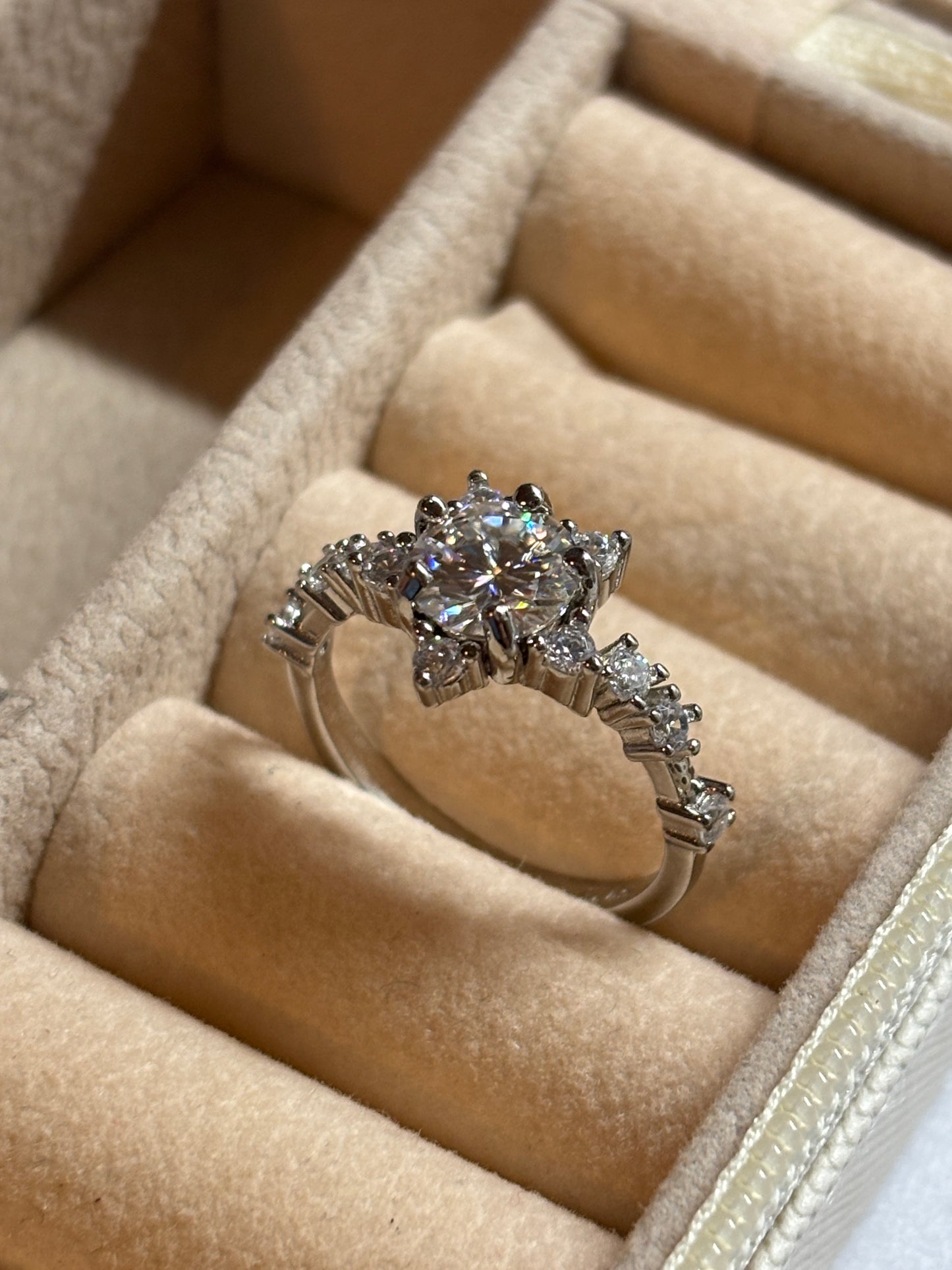 ER03 1CT Sterling Silver S925 Moissanite Diamond Rings