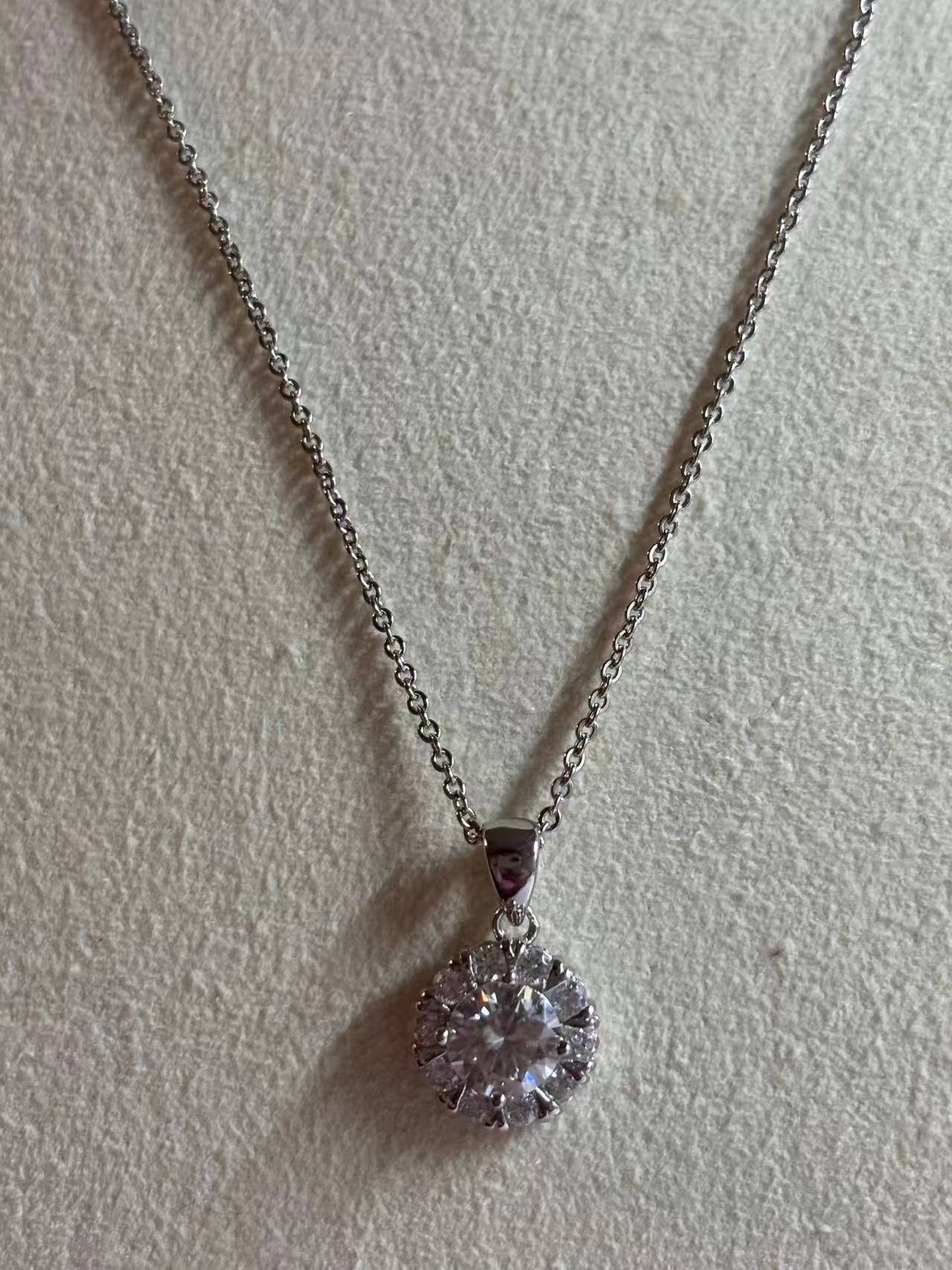 XL68 1.5CT Sterling Silver S925 Moissanite Diamond