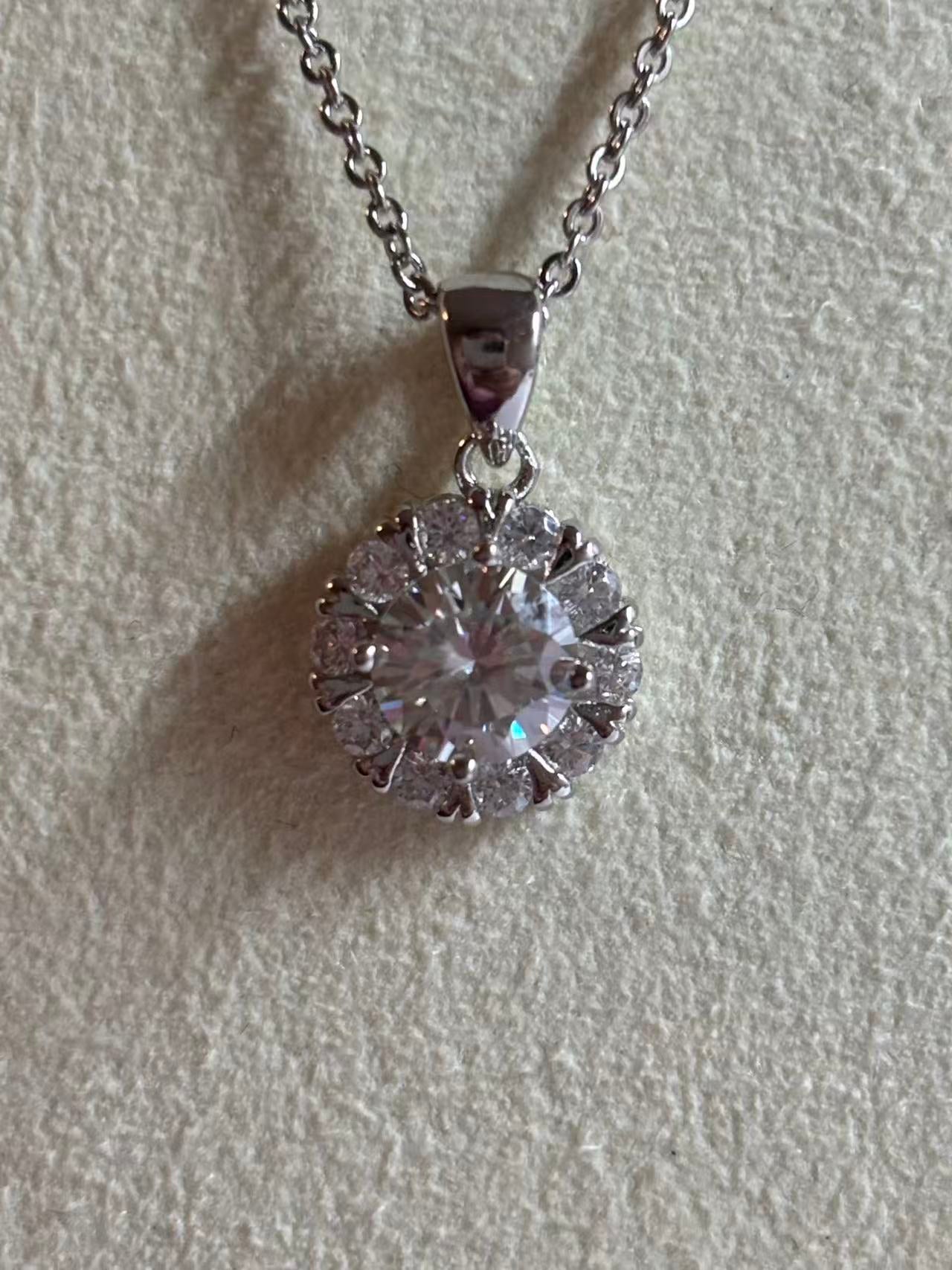 XL68 1.5CT Sterling Silver S925 Moissanite Diamond