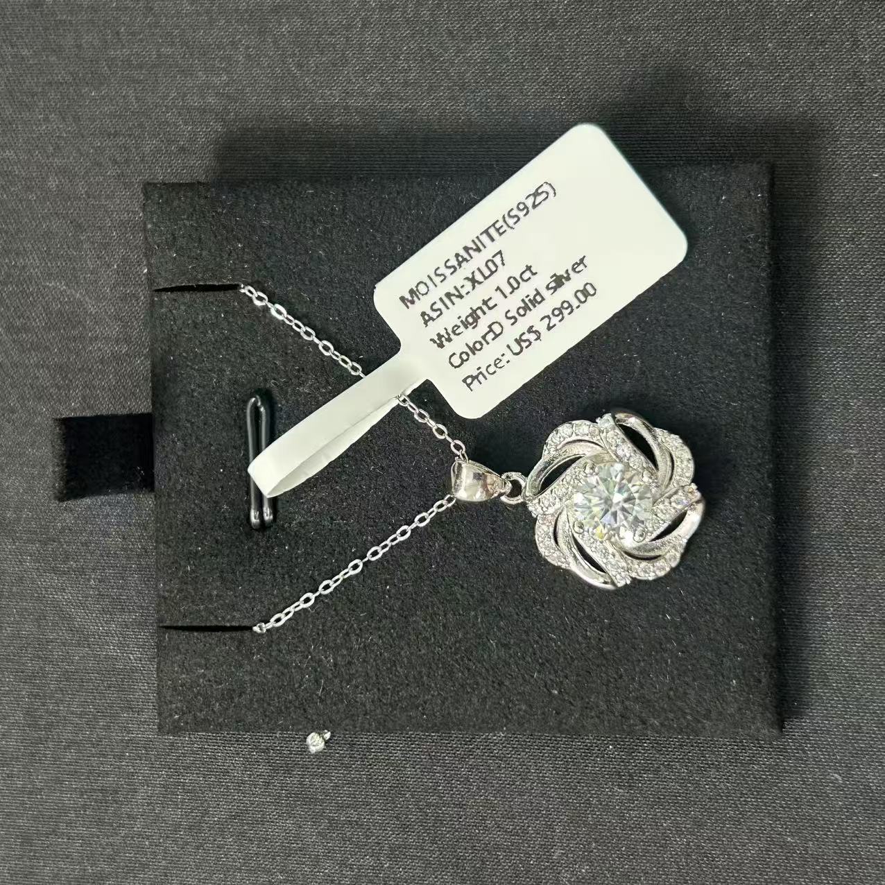 XL07 1CT Sterling Silver S925 Moissanite Diamond