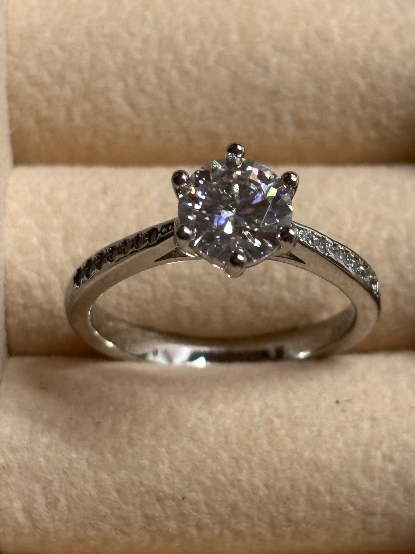 ER03 1CT Sterling Silver S925 Moissanite Diamond Rings