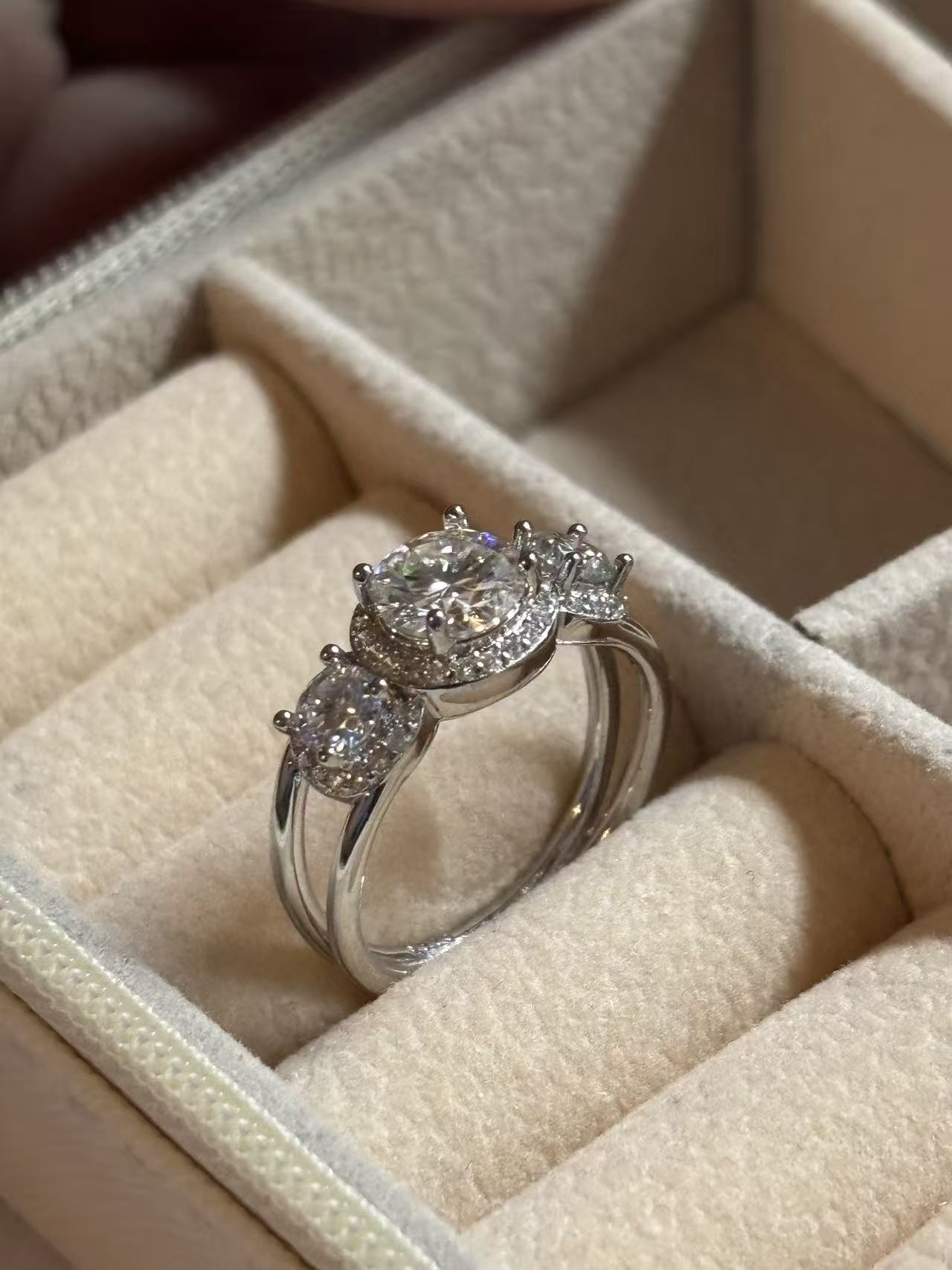 ER03 1CT Sterling Silver S925 Moissanite Diamond Rings