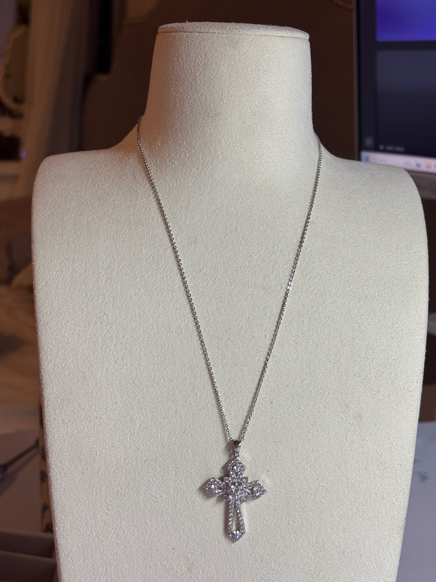XL68 1.5CT Sterling Silver S925 Moissanite Diamond